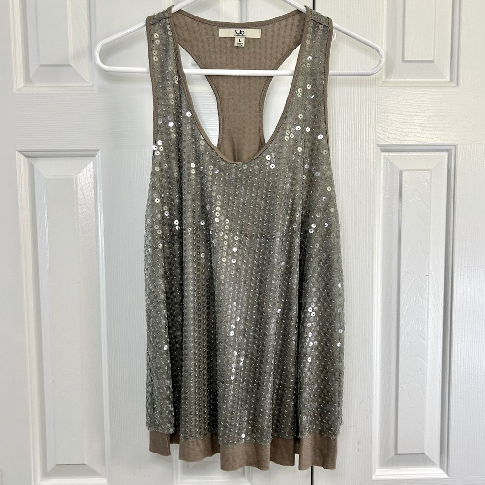 Ya Los Angeles Silver Sequin Racerback Flowy Party Top Size Large